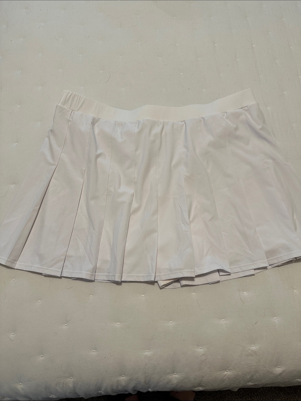 Abercrombie & Fitch White Pleated Circle Skater Skort